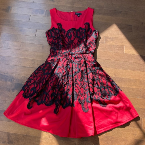 le chateau Dresses & Skirts - Red and Black Lace Dress